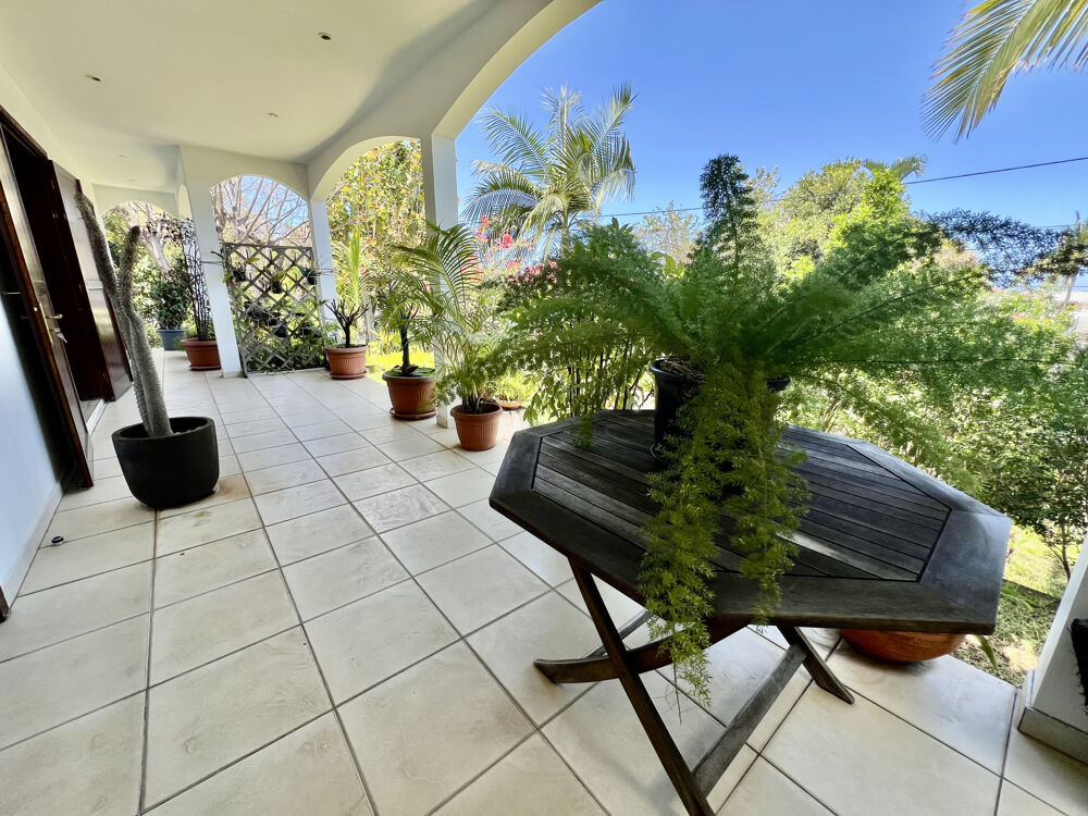 � vendre  Maison Saint-Pierre (97410)