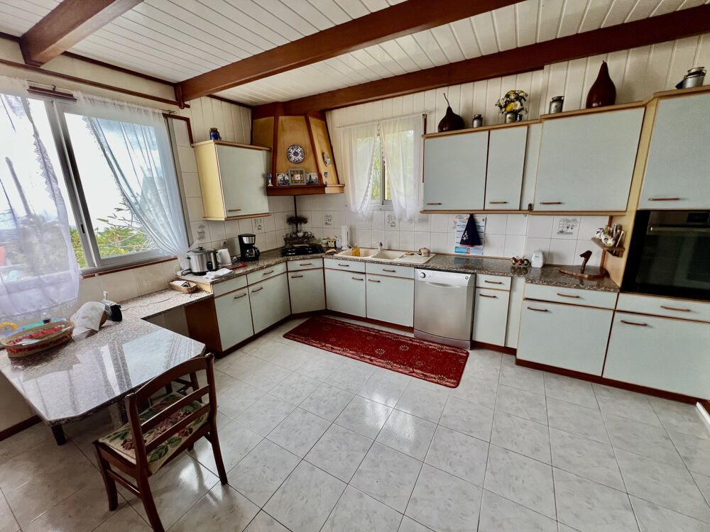 Vente Maison TAMPON 97430 - VASTE VILLA F5 FONCTIONNELLE - CONFORTABLE - LUMINEUSE - PROCHE DES COMMODITES Le tampon