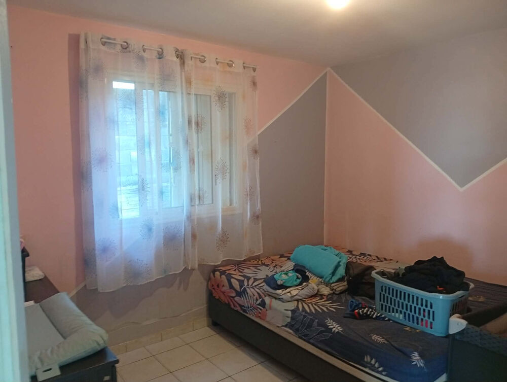 Vente Maison SAINT JOSEPH 97480 - VILLA F4 - LUMINEUSE - AGREABLE À VIVRE - PROCHE DES COMMODITÉS St joseph