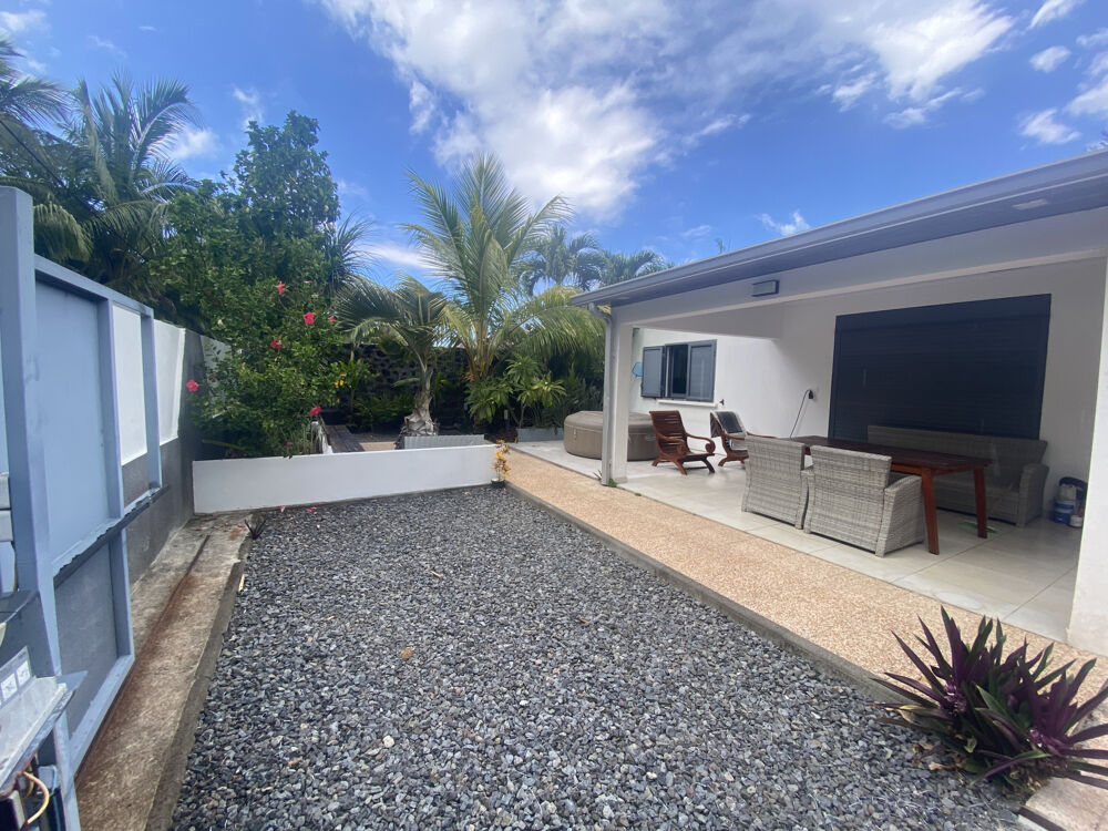 SAINT JOSEPH 97480 - VILLA TYPE F4 - BEAUX VOLUMES - QUARTIER RÉSIDENTIEL - PROCHE COMMODITÉS