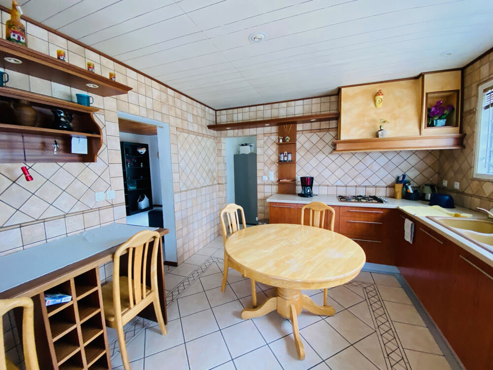 Vente Maison SAINT PIERRE 97410 - VILLA F4 EN PARFAIT ETAT + PISCINE - EMPLACEMENT DE CHOIX St pierre