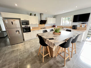  Maison � vendre 4 pi�ces 192 m�