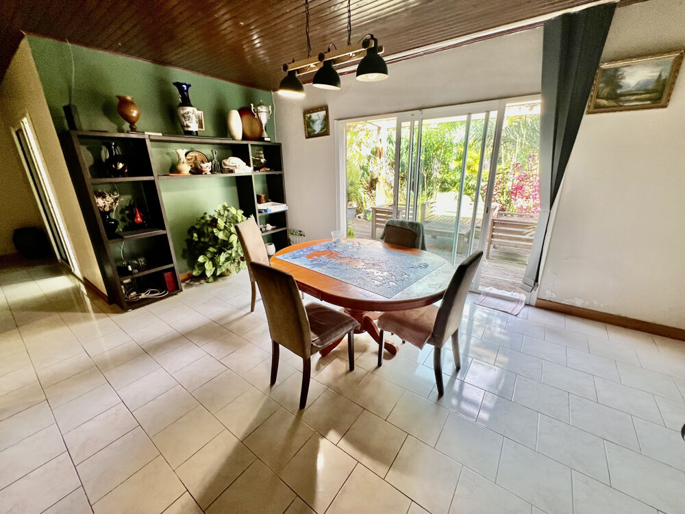 Vente Maison TAMPON 97430 - MAISON FAMILIALE - TRÈS BEAUX VOLUMES - IDÉAL INVESTISSEMENT - QUARTIER AGRÉABLE Le tampon