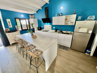 Vente Maison SAINT PIERRE 97410 - VILLA F4 - RECENT ET BIEN ENTRETENU - SECTEUR RECHERCHÉ St pierre