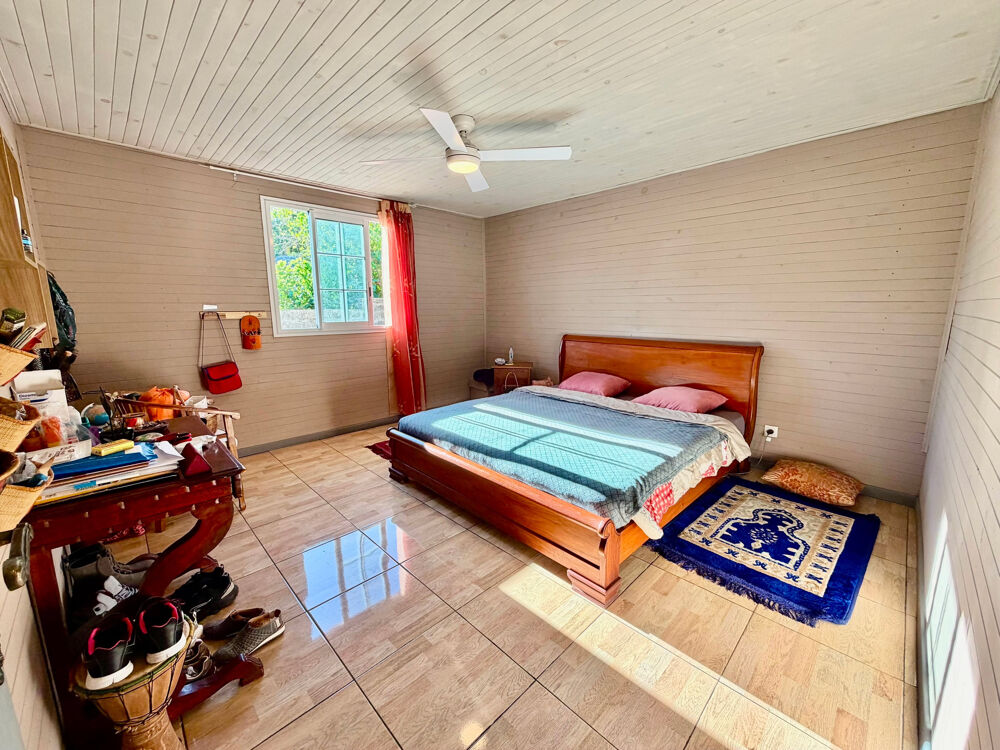 Vente Maison SAINT JOSEPH 97480 - MAISON ENTRETENUE ET LUMINEUSE - TERRASSE - VARANGUE - FACILE D'ACCÈS St joseph