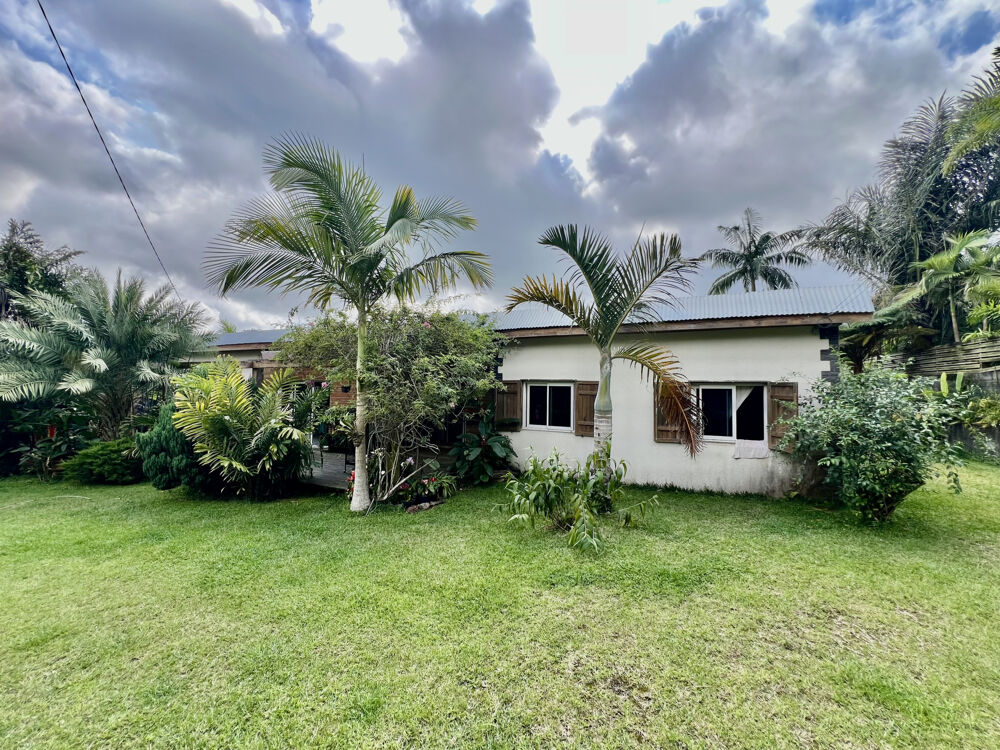 Vente Maison TAMPON 97430 - MAISON FAMILIALE - TRÈS BEAUX VOLUMES - IDÉAL INVESTISSEMENT - QUARTIER AGRÉABLE Le tampon