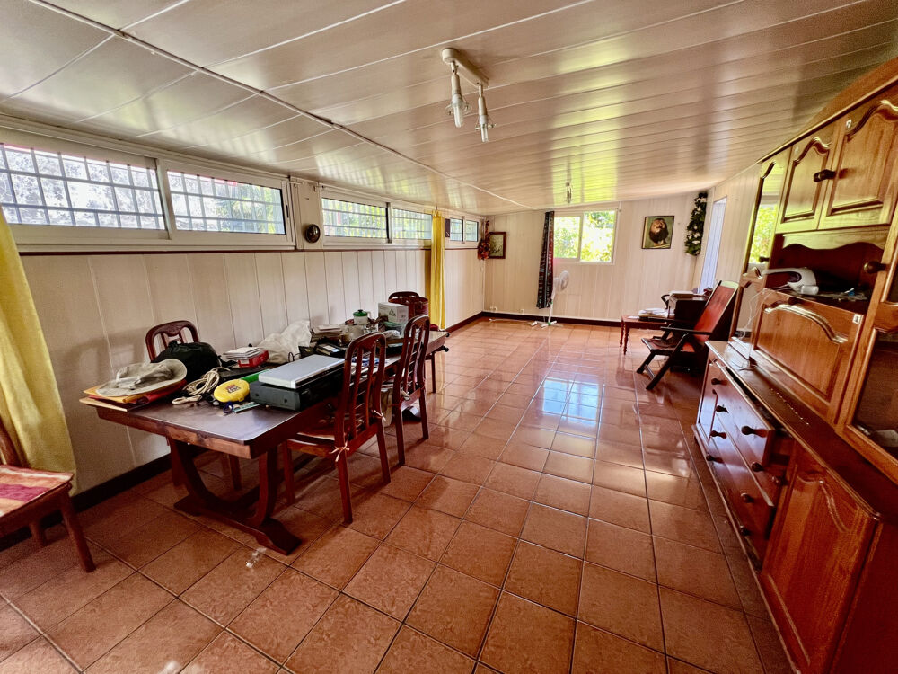 Vente Maison SAINT JOSEPH 97480 - VILLA F3 - BEAUX VOLUMES - VASTE PARCELLE - BONNE SITUATION GÉOGRAPHIQUE St joseph
