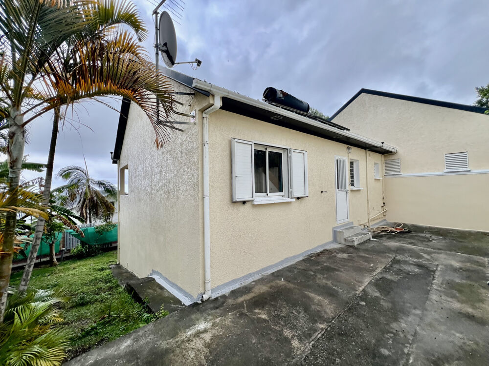 Vente Maison TAMPON 97430 - VILLA F3/4 + MEZZANINE - CELLIER - GARAGE - PROCHE COMMERCES ET CLINIQUE Le tampon
