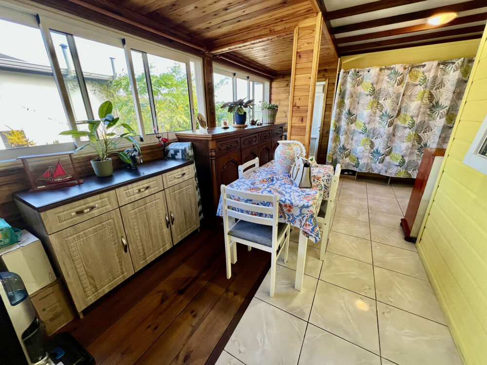 PETITE ILE 97429 - MAISON T3 - BEAUX VOLUMES - PROCHE DES COMMODITÉS