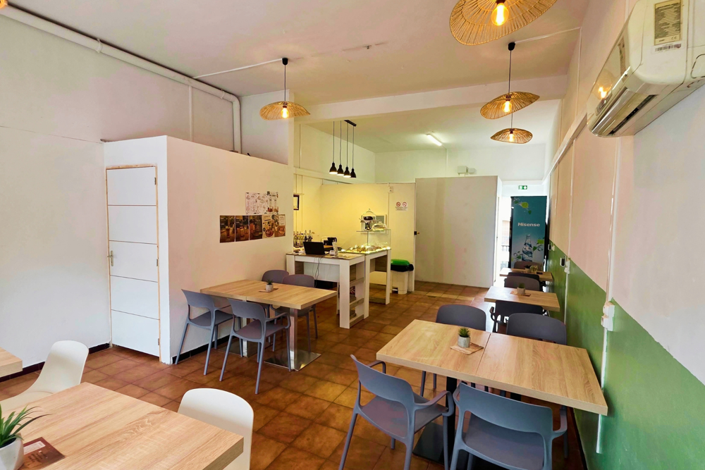 Vente Autre SAINT JOSEPH 97480 - LOCAL COMMERCIAL SITUE EN PLEIN CENTRE VILLE - BONNE RENTABILITÉ LOCATIVE St joseph