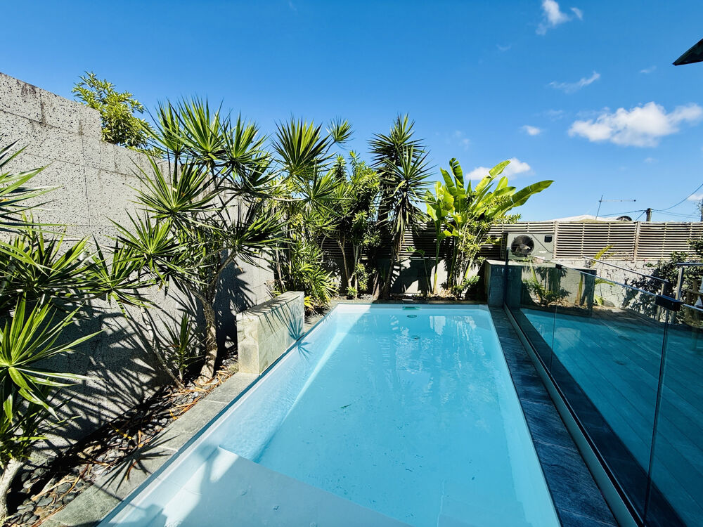 Vente Maison SAINT PIERRE 97410 - VILLA MODERNE - PISCINE AU SEL - PROCHE 4 VOIES ET COMMODITÉS - BEAUX VOLUMES St pierre