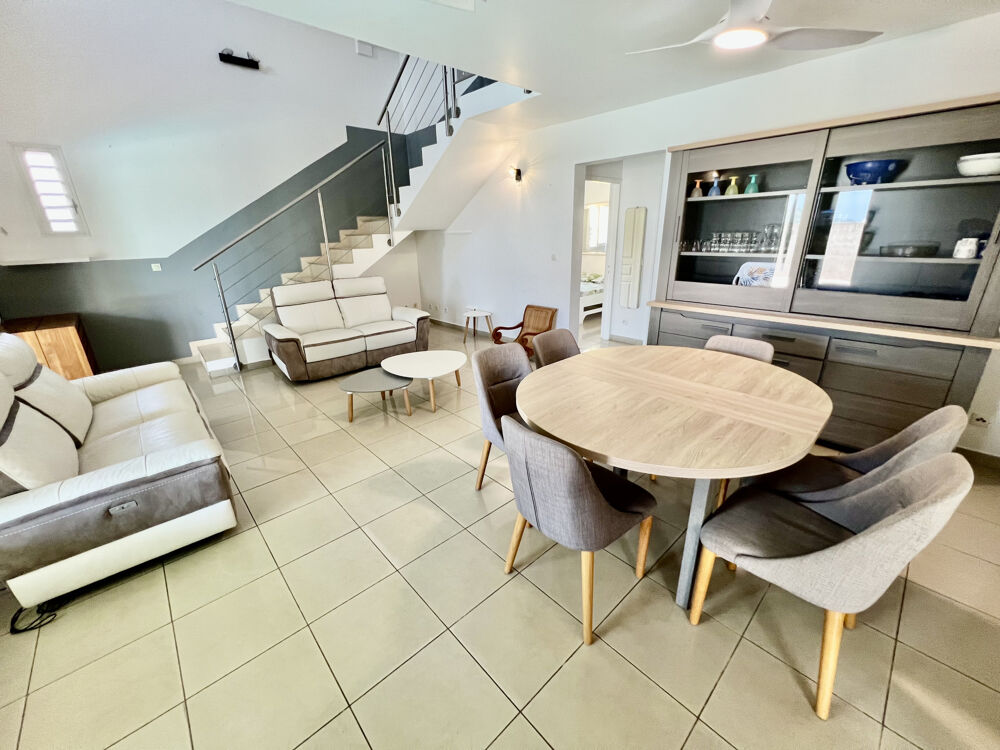 Vente Maison SAINT JOSEPH 97480 - VILLA F4 + MEZZANINE - BEAUX VOLUMES - PISCINE - PROCHE CENTRE St joseph