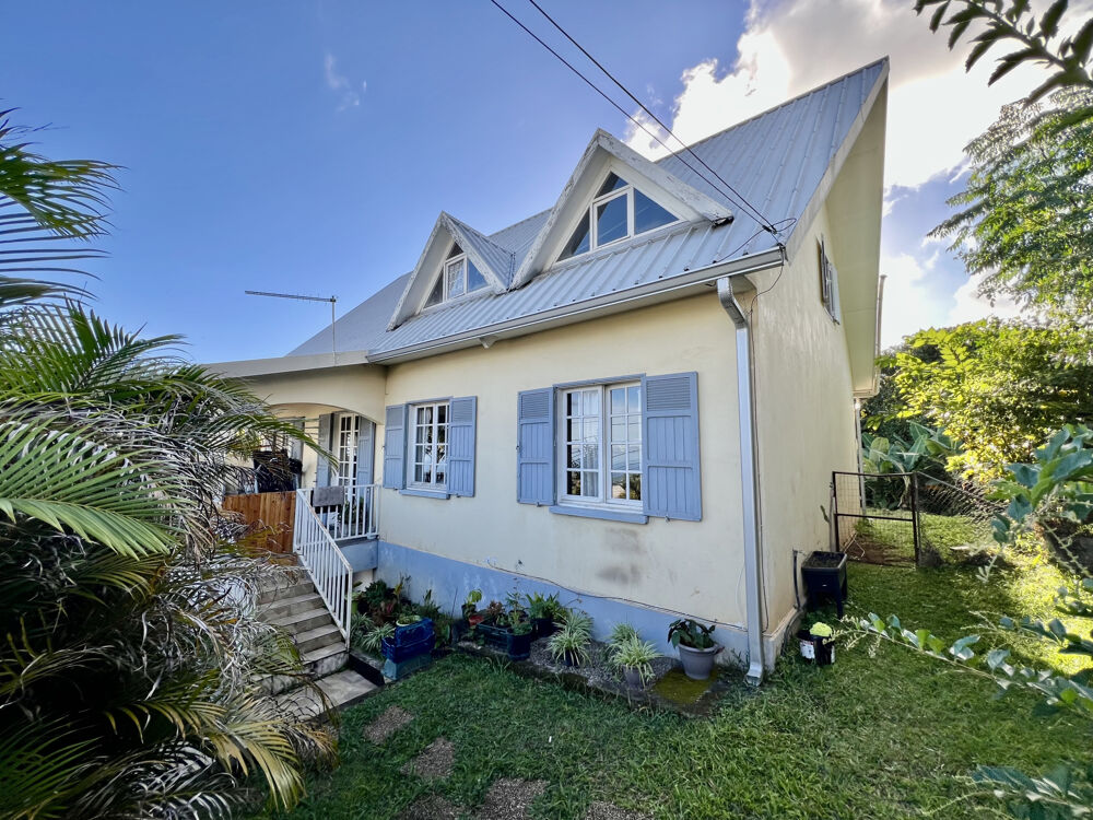 Maison 6 pièces 154 m² · à Le Tampon · 154 m² · 325 000 €
