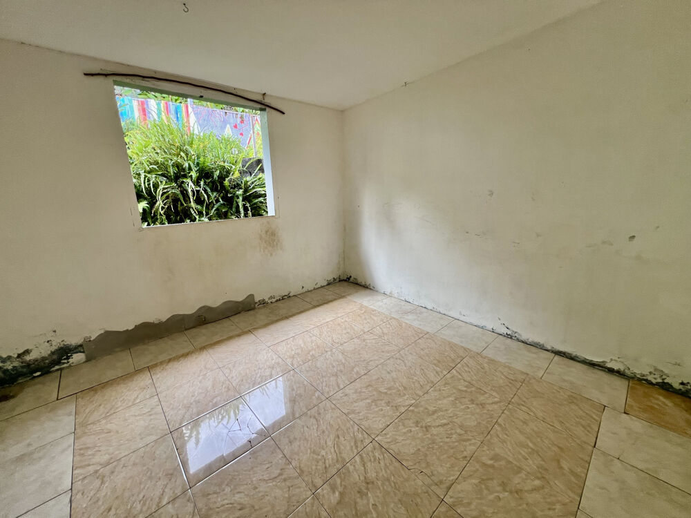 Vente Maison TAMPON 97430 - MAISON T5 - CADRE AGRÉABLE - QUARTIER PRISÉ - PROCHE DE TOUTE COMMODITÉS Le tampon