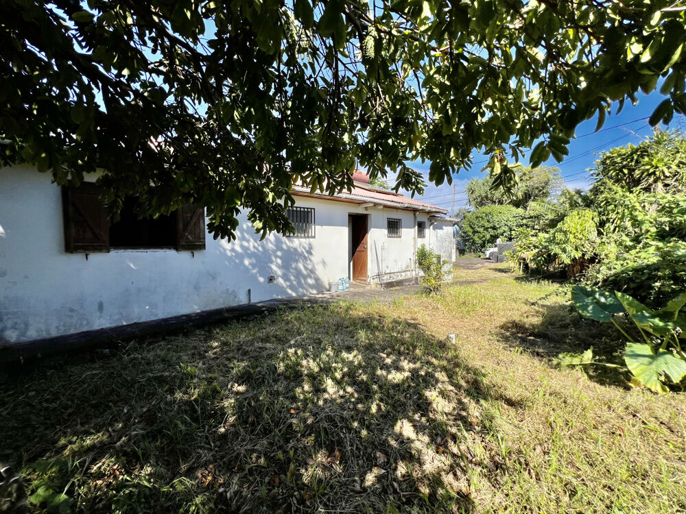 Vente Maison SAINT JOSEPH 97480 - MAISON F3 À RAFRAÎCHIR - TERRAIN PLAT ET PISCINABLE St joseph