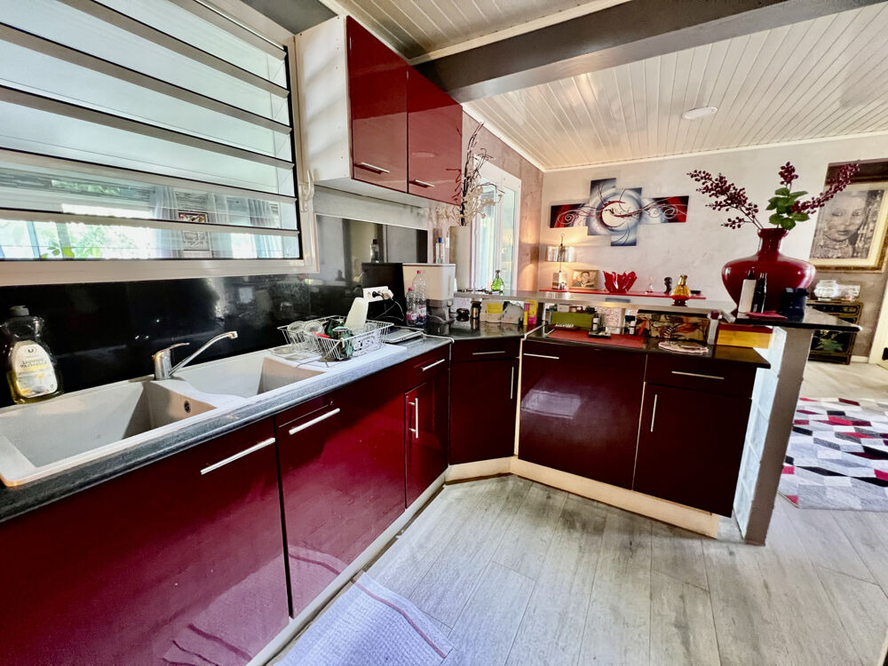 Vente Maison SAINT JOSEPH 97480 - VILLA DE PLAIN PIED - EN PARFAIT ETAT - BEAUX VOLUMES - PROCHE DES COMMODITES St joseph