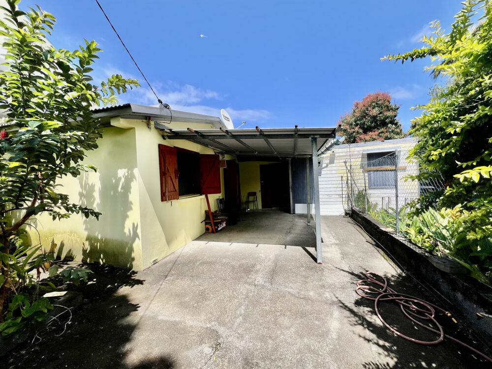 Vente Maison SAINT JOSEPH 97480 - MAISON DE PLAIN PIED - HABITABLE - SECTEUR PRISE St joseph