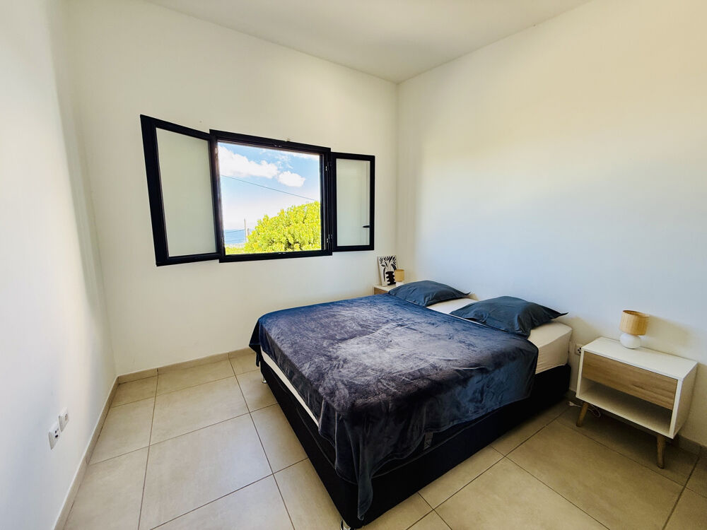Vente Maison SAINT PIERRE 97410 - VILLA MODERNE - PISCINE AU SEL - PROCHE 4 VOIES ET COMMODITÉS - BEAUX VOLUMES St pierre