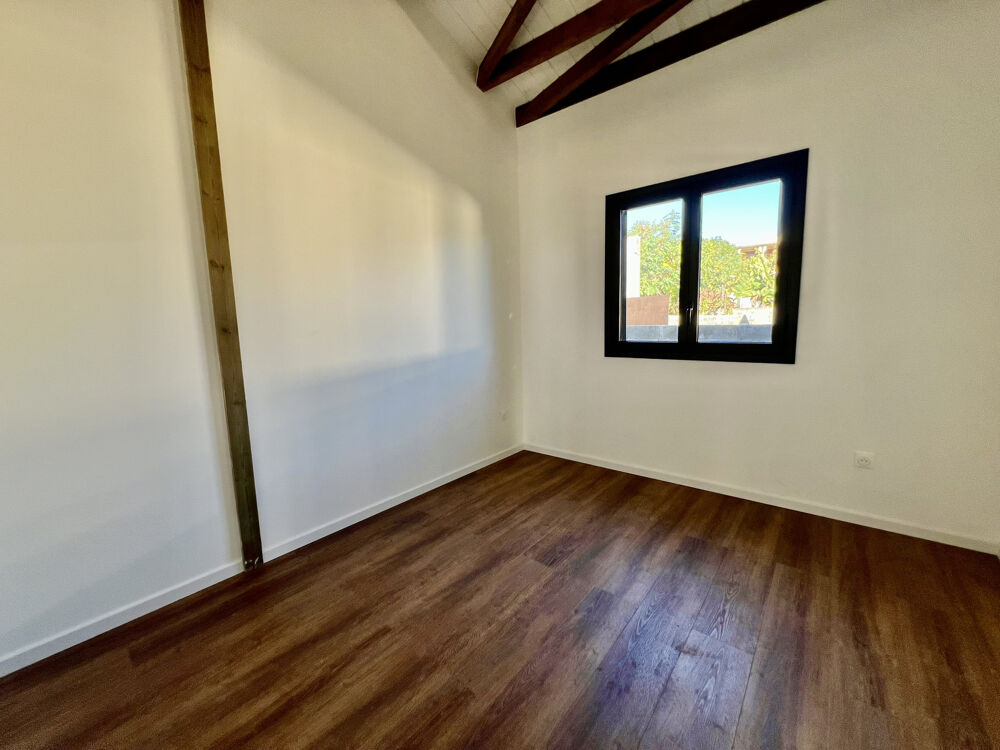 Vente Maison TAMPON 97480 - MAISON T4 - WOODEN HOUSE - BEAUX VOLUMES - QUARTIER CALME Le tampon