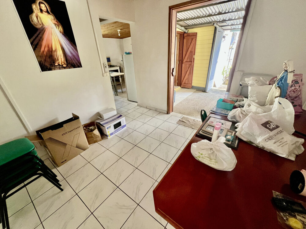 Vente Maison SAINT JOSEPH 97480 - MAISON DE PLAIN PIED - HABITABLE - SECTEUR PRISE St joseph