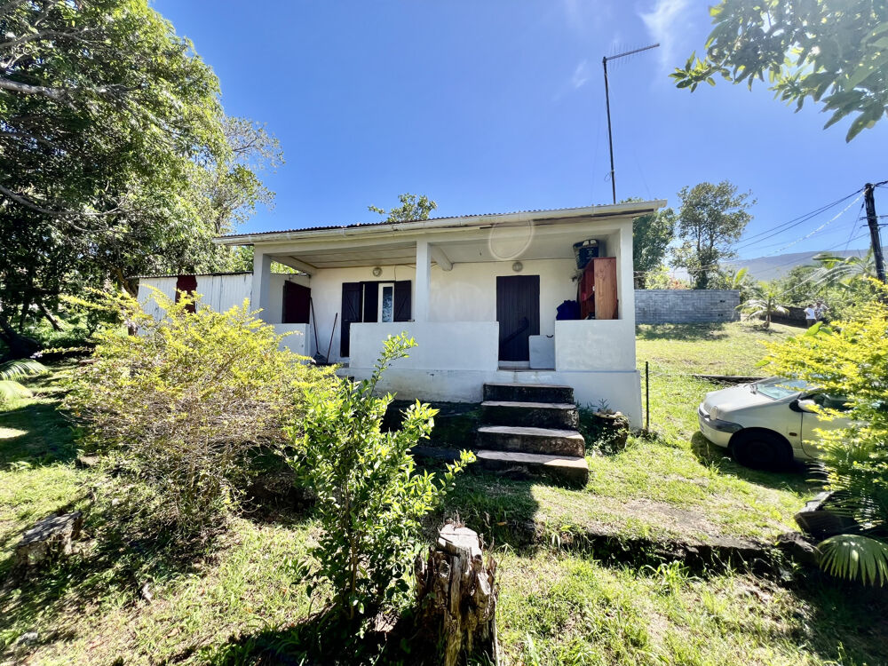Vente Maison SAINT JOSEPH 97480 - MAISON F2 À RAFRAÎCHIR - VASTE TERRAIN - ENVIRONNEMENT CALME St joseph