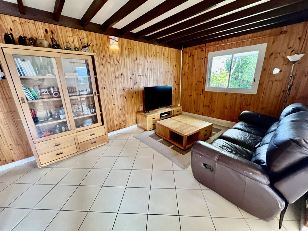 Vente Maison TAMPON 97430 - VILLA F4  + VARANGUE - BEAUX VOLUMES - GARAGE - QUARTIER CALME Le tampon