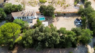  Maison � vendre 4 pi�ces 140 m� Montu�ri