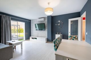  Maison � vendre 4 pi�ces 237 m� Alc�dia