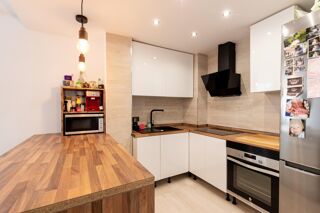  Appartement  vendre 3 pices 100 m Calvi