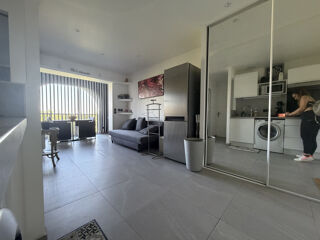  Appartement à louer 2 pièces 32 m²