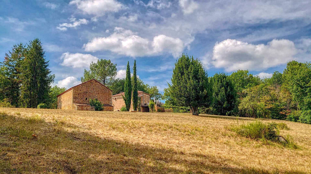 Vente Propriété/Château AUTHENTIQUE PROPRIÉTÉ LOTOISE SUR PLUS DE 2 HECTARES, AU CALME ABSOLU 46700 PUY L EVEQUE Puy l eveque