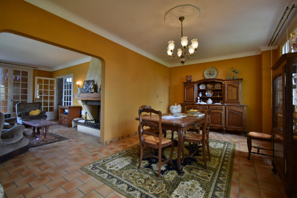 Vente Maison Proche Bergerac Maison de village de 176m2 sur terrain 2000m2 Bergerac
