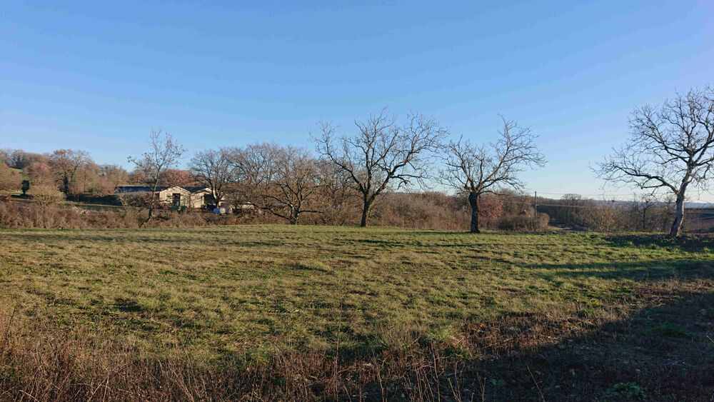 Vente Terrain Joli Terrain de 1780 m2 Villeneuve