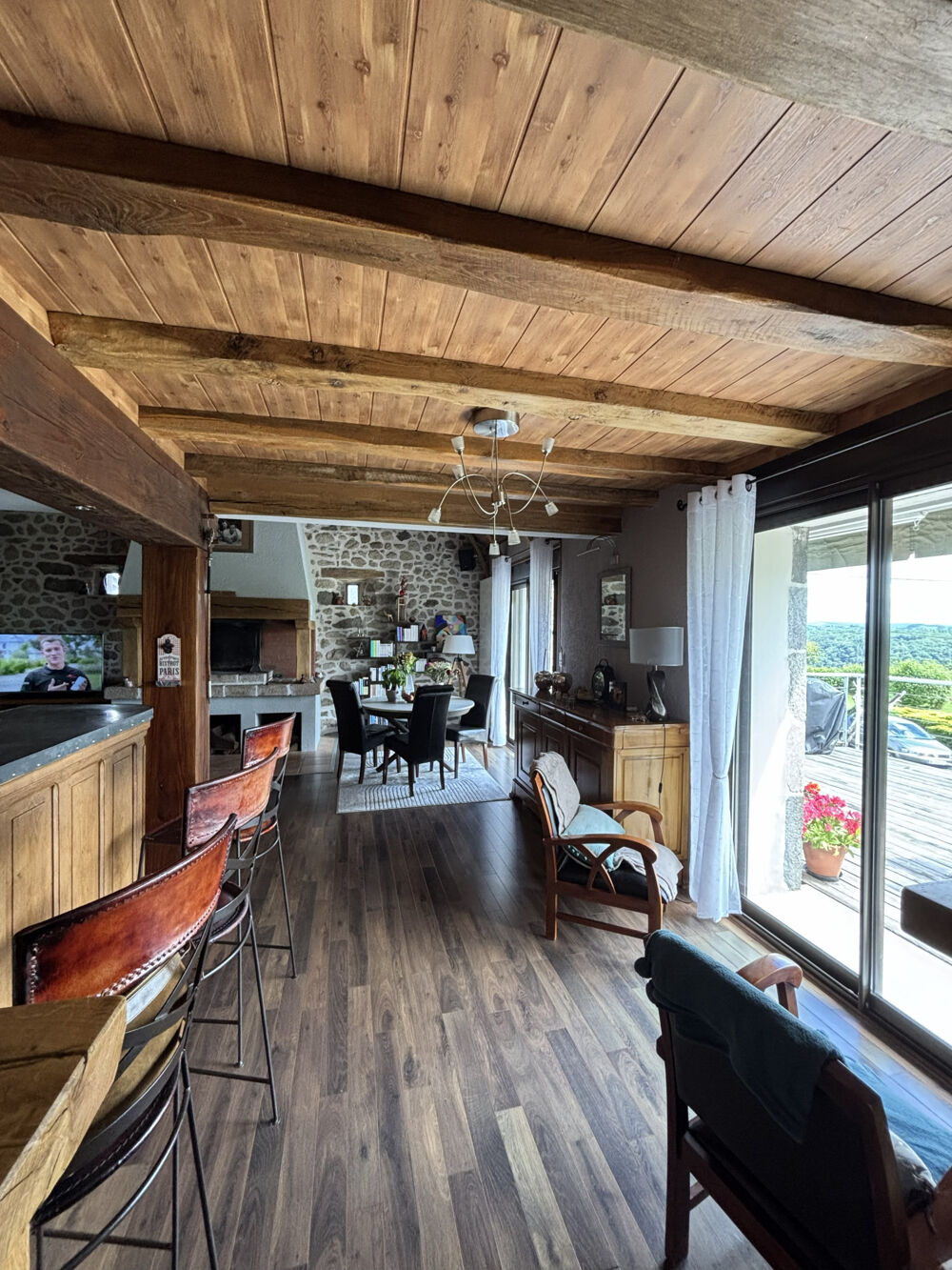 PROPRIETE D'EXCEPTION 3 MAISONS INDIVIDUELLES