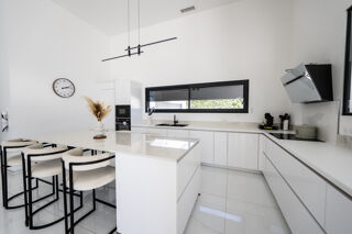  Maison � vendre 6 pi�ces 200 m�