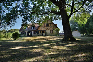  Maison  vendre 8 pices 228 m