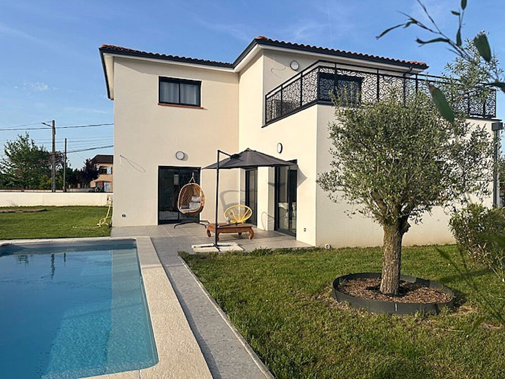 Vente Maison ST HILAIRE à 5 mn de Muret Maison Contemporaine en T5 Récente de 144 m2 avec Garage et Piscine sur Terrain de St hilaire