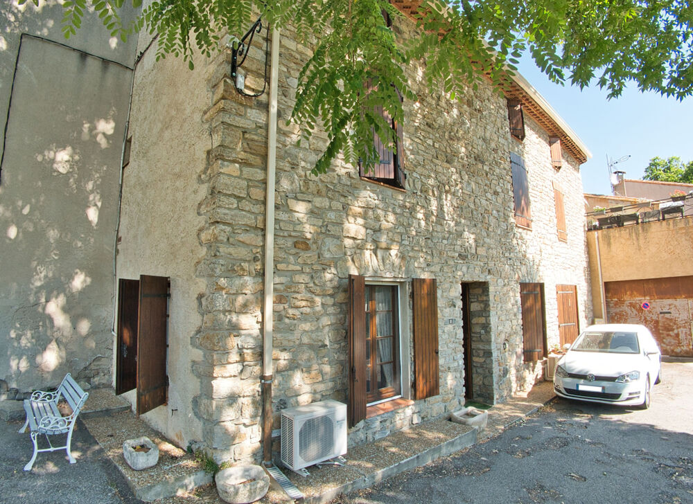 Maison de Village 120 m2 - 6 pièces 4 chambres - grenier 83 m2