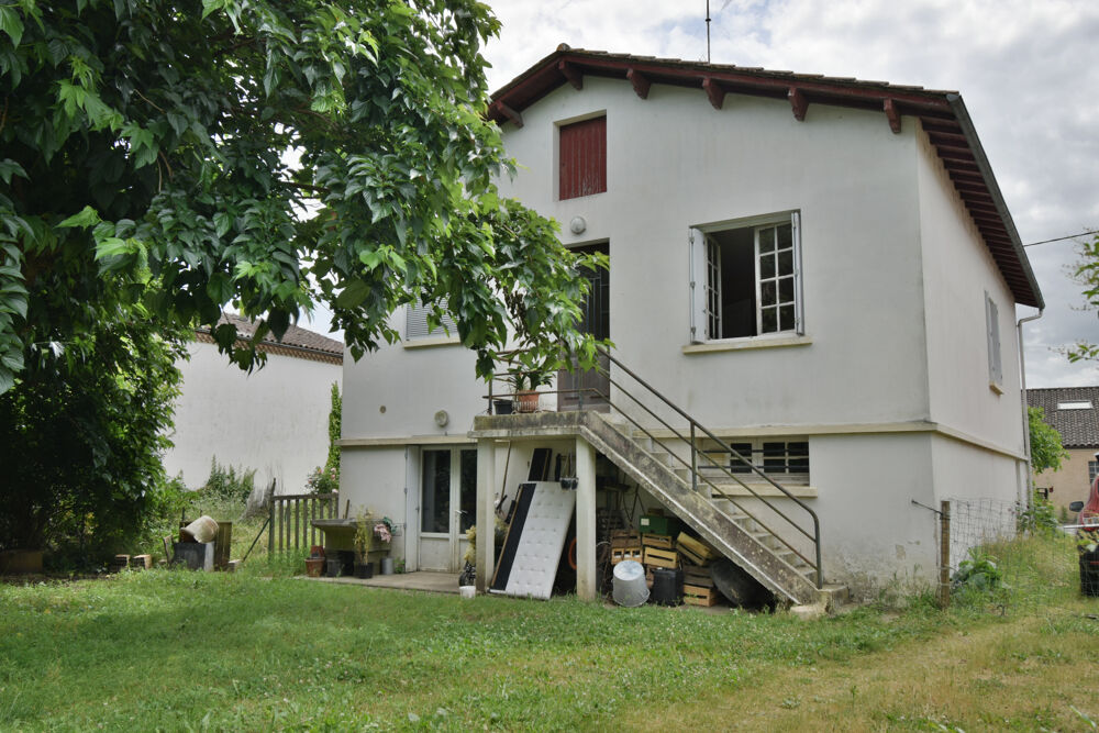 Bergerac, maison de 115m2 et garage 64m2 sur terrain de 1700m2