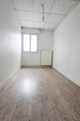  Duplex/triplex à vendre 4 pièces 80 m²