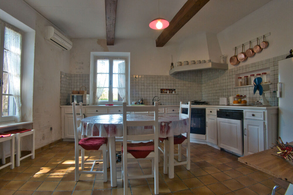 Vente Maison Maison de Village 120 m2 - 6 pièces   4 chambres - grenier 83 m2 Villeneuve les corbieres