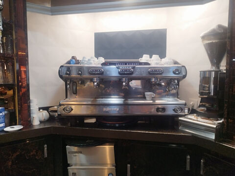 Emplacement no1 BAR RESTAURANT, brasserie avec extraction LICENCE IV 262500 75012 Paris