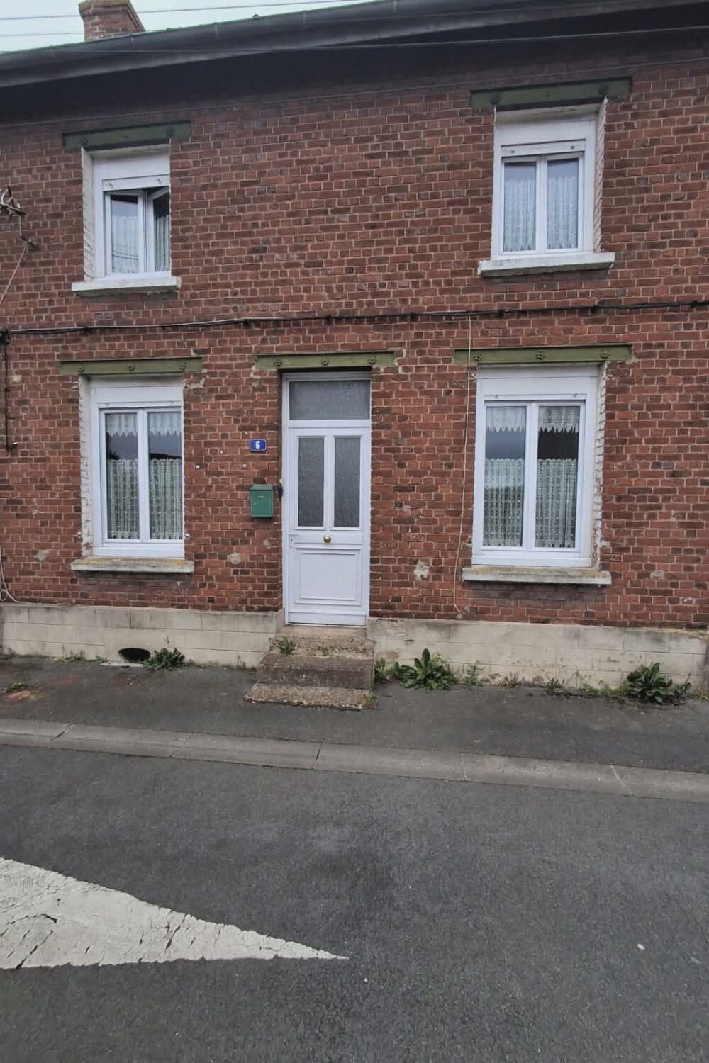 Maison de plus de 82 m2 avec jardin et dépendances Fort potentiel