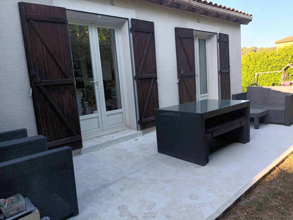 VILLA 3 CHAMBRES GARAGE JARDIN