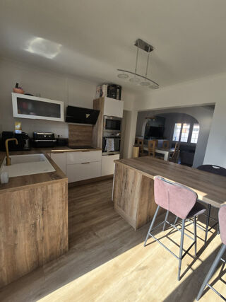  Maison � vendre 5 pi�ces 101 m�