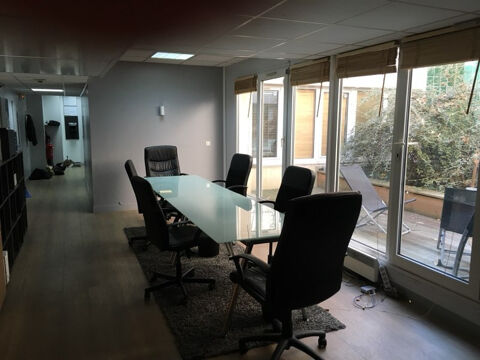 Bureau 180m Le Kremlin-Bic&ecirc;tre 2500 94270 Le kremlin bicetre