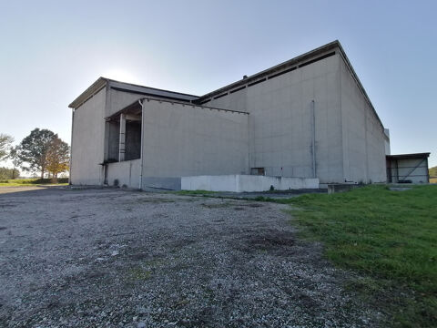   Campsas - ensemble immobilier à usage industriel et commercial - superficie bureaux et entrepôts 2925 m2 - ter 