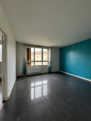  Appartement  vendre 3 pices 56 m