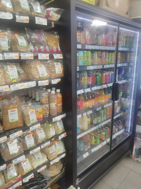 ALIMENTATION GENERALE PRIMEUR 140m2 PARIS 19ème EMPLACEMENT No1 45000 eur par MOIS 162000 75019 Paris