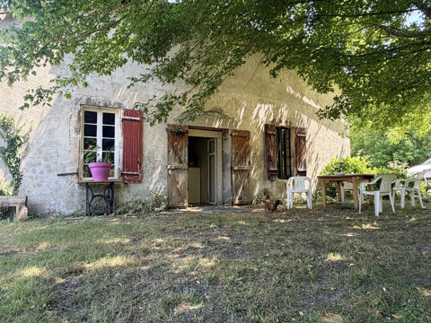   Ferme landaise à rénover   Beau potentiel sur plus de 1,65 hectare Ferme - 3 pièce(s) - 115 m²